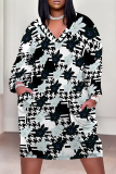 Baby Blue Street Plaid Flowers Pocket Contrast V Neck Printed Plus Size Dresses
