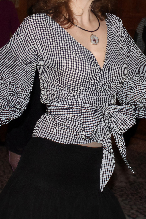 Black Casual Plaid Patchwork Strap Design Deep V Neck Tops
