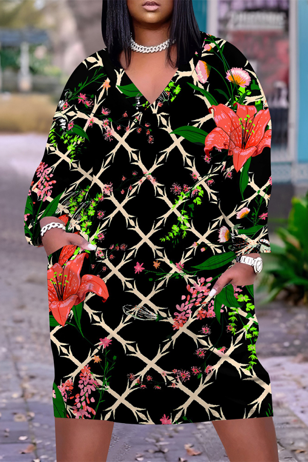 Black Casual Plaid Floral Print Pocket Contrast V Neck Printed Plus Size Dresses