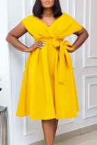 Yellow Elegant Solid Color Strap Design V Neck Long Dresses
