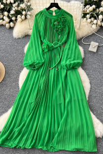 Green Elegant Solid Color Beading Strap Design Flower Shape O Neck Long Dresses
