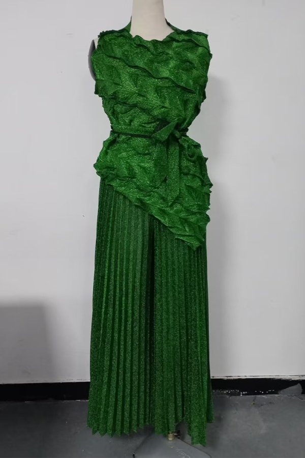 Green Elegant Solid Color Pleated Irregular Hem O Neck Sleeveless Two Pieces