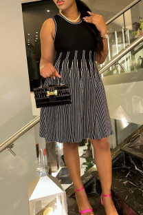 Black Casual Stripe Patchwork O Neck Sleeveless Dresses