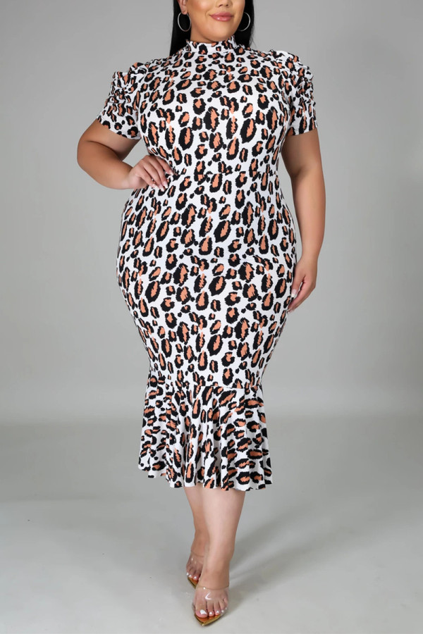 Fashion Sexy O Neck Short Sleeve Regular Sleeve Print Leopard Printed Dress Plus Size