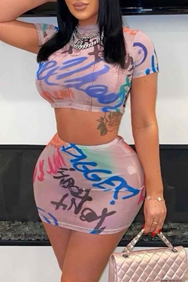 Casual Daily Letter Print Graffiti O Neck Short Sleeve Two Pieces