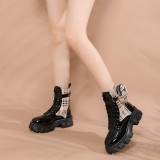 Daily Cross Straps Closed Leather Shoes