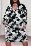 Street Plaid Flowers Pocket Contrast V Neck Printed Plus Size Dresses