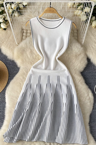 Casual Stripe Patchwork O Neck Sleeveless Dresses