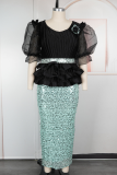 Elegant Solid Color Sequins Flower Shape O Neck Wrapped Skirt Plus Size Dresses