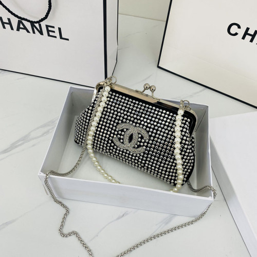 Fashion Celebrities Letter Chains Bags