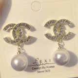 Elegant Letter Patchwork Pearl Earrings
