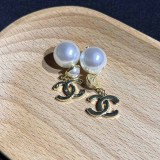 Elegant Letter Patchwork Pearl Earrings