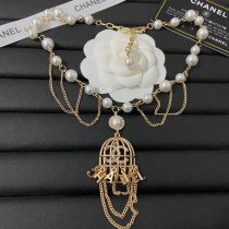 Elegant Letter Chains Pearl Necklaces