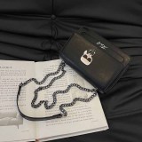 Casual Simplicity Figure Letter Chains Bags