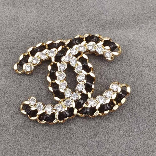 Daily Simplicity Letter Patchwork Rhinestone Brooch
