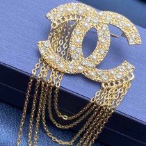 Elegant Letter Tassel Chains Brooch