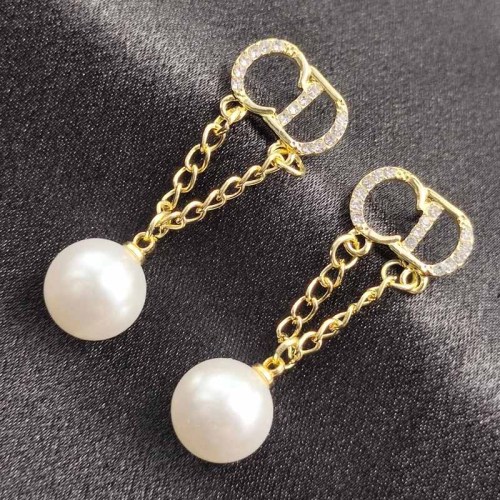 Simplicity Letter Chains Pearl Earrings