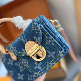 Casual Street Letters Metal Accessories Trim Irregular Patchwork Bags