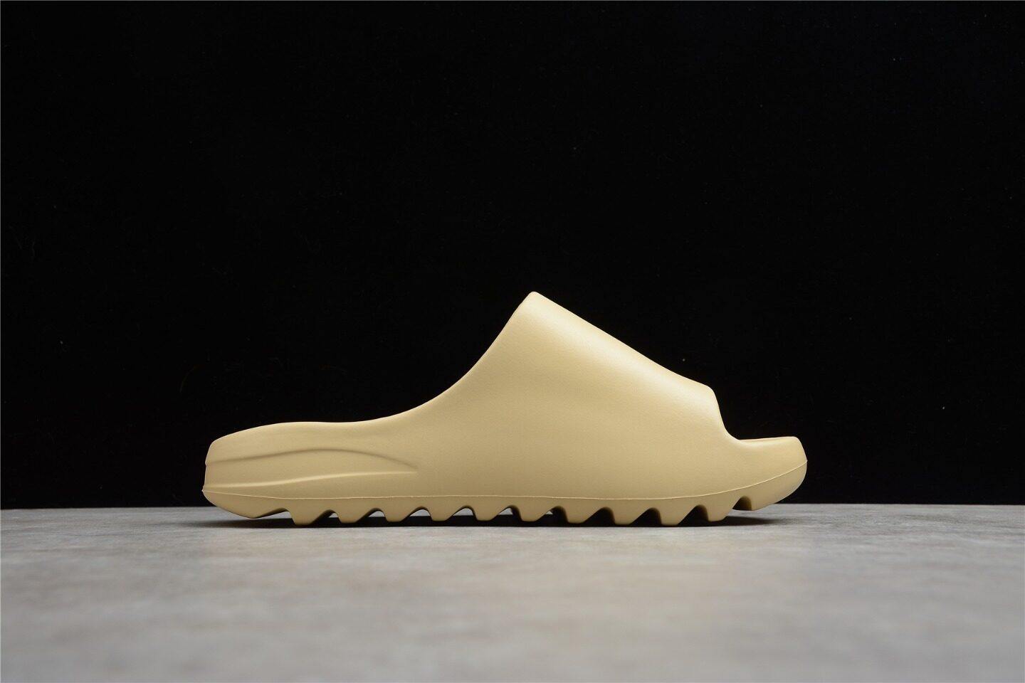 yeezy fw6344