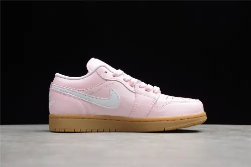 Jordan 1 Low Arctic Pink Gum (W) DC0774-601