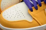 Jordan 1 Mid SE Lakers 852542-700