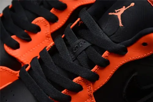 Jordan 1 Low SE Black Turf Orange CK3022-008