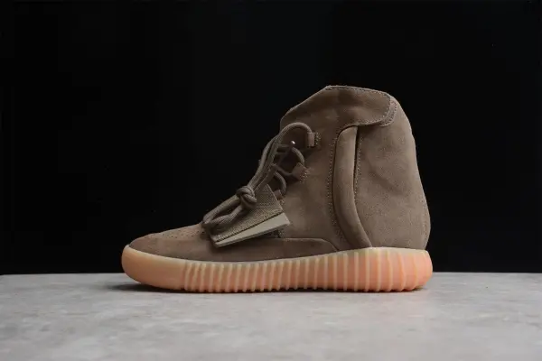 adidas Yeezy Boost 750 Light Brown Gum (Chocolate)(SP batch) BY2456