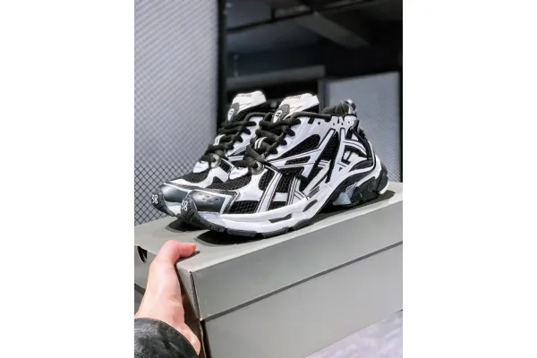 Ba***ci*ga 21ss 7.0 Runner 1:1(SP batch)