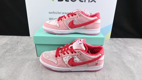 Nike SB Dunk Low StrangeLove Skateboards (Regular Box)  CT2552-800 (SP batch)