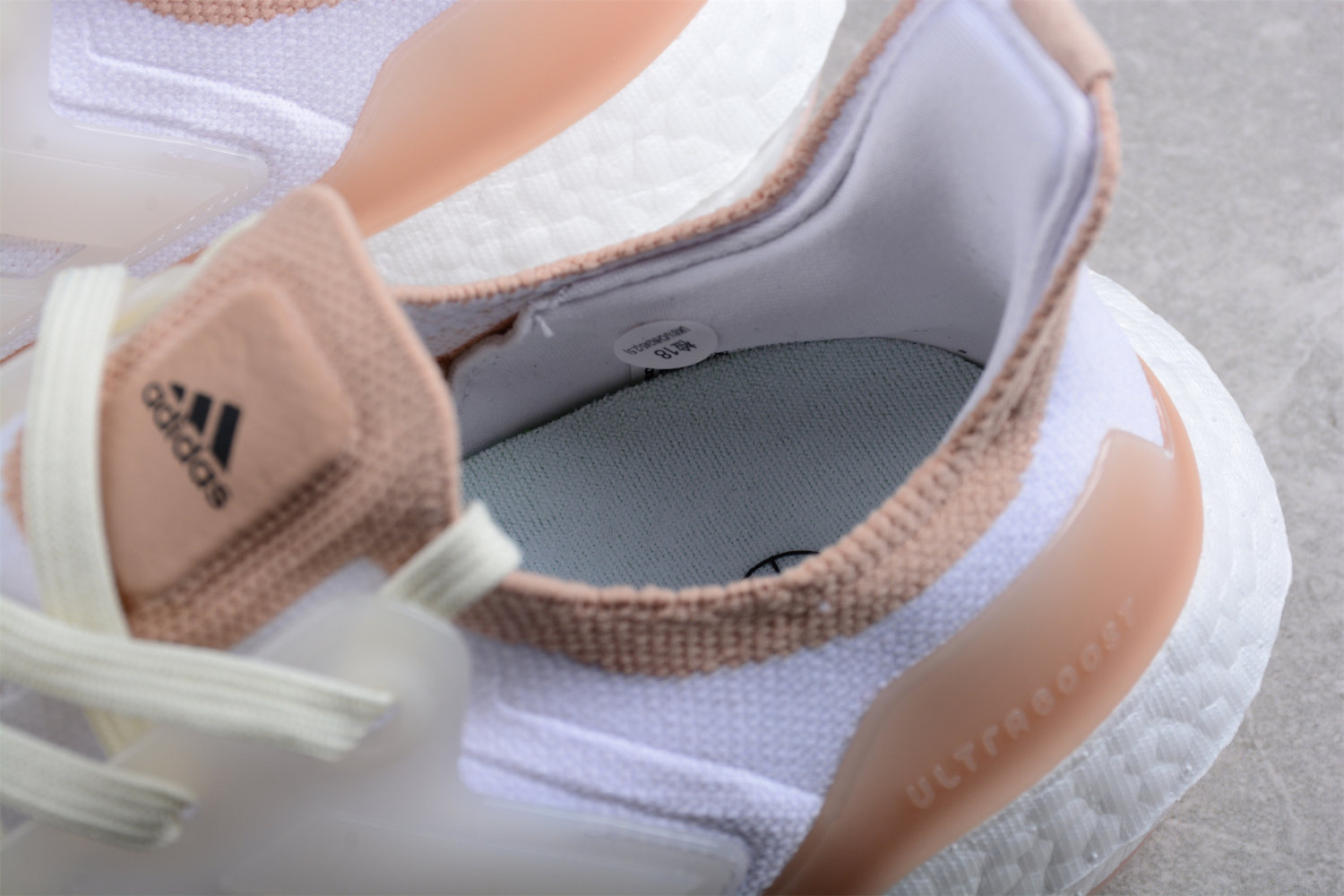 adidas Ultra Boost 22 Made with Nature White Beige GX8072 - US$ 50.00 - www.stockxpro.com