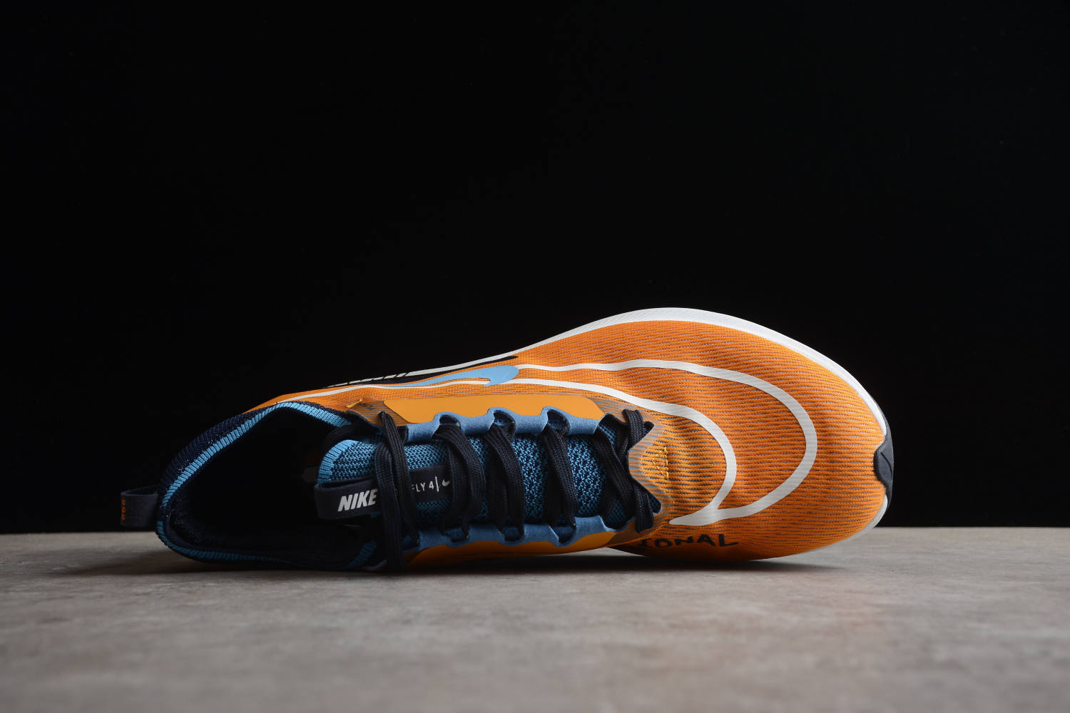 nike zoom fly 4 premium light curry