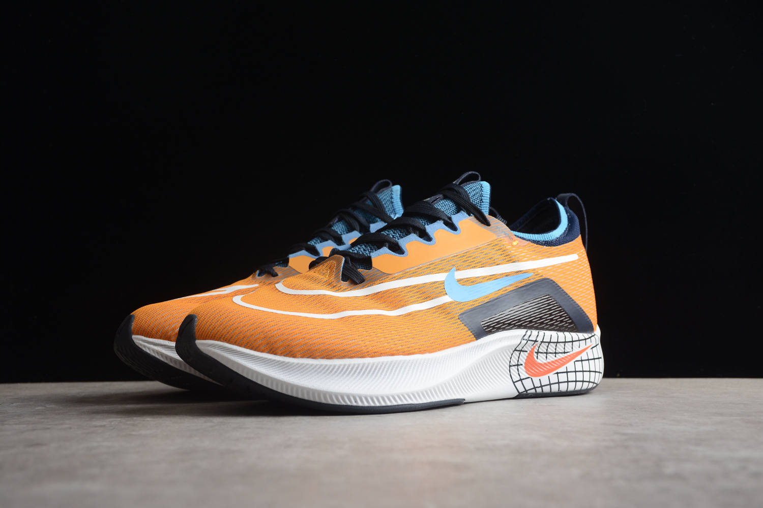 nike zoom fly 4 premium light curry