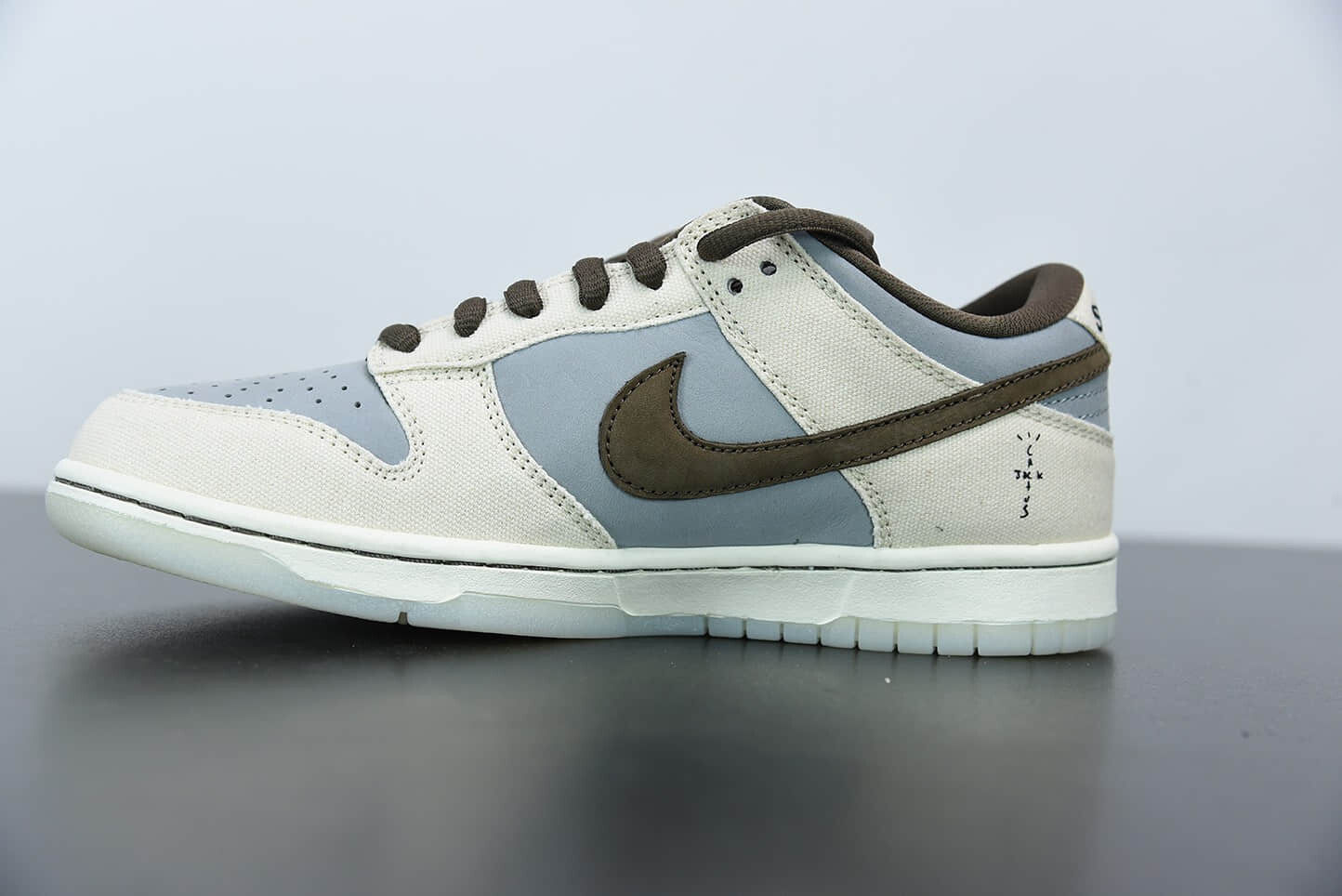 nike dunk low ps5