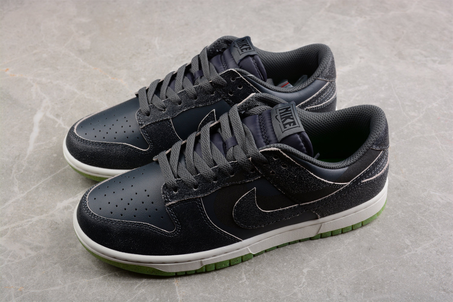 shadow dunks