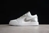 Jordan 1 Low SE Tear Away Silver DX6070-101