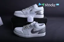 Jordan 1 Low SE Dare to Fly (W) FB1874-101
