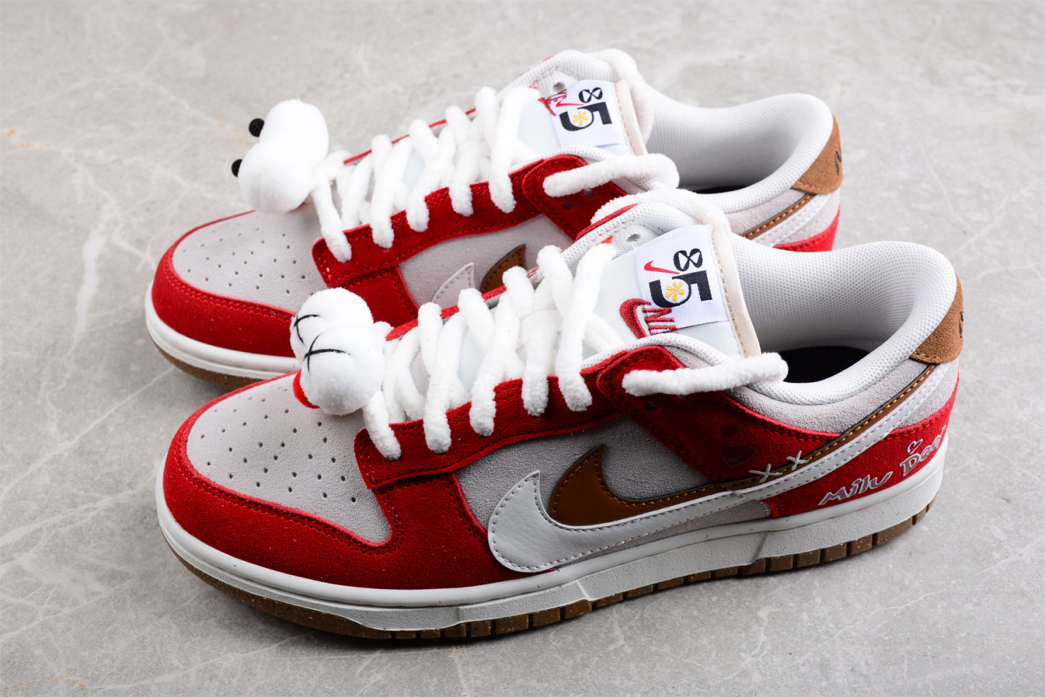 Fake Dunks Nike Dunk Low SE Merry Christmas (SP batch) DO9457112