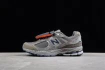 N*w B*la*ce 2002R 'Pouch - Castle Grey' M2002RVA