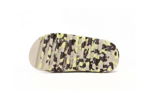 (Free Shipping)adidas Yeezy Slide Enflame Oil Painting Ink Yellow FZ5899