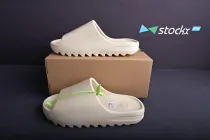 Yeezy Slide Bone FW6345