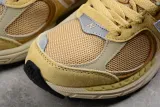 N*w B*la*ce 2002R AURALEE Yellow Beige M2002RE1