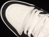 Lo*is vui**on LV Trainer White Black 1A9JGB/1A9JG3