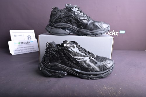Ba***ci*ga Runner Kith Four.Color 7.0 21ss(SP batch)W3RNY0135