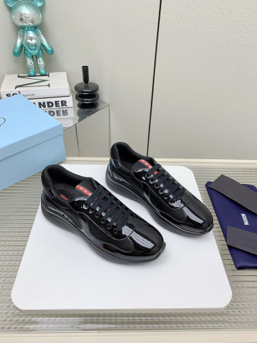 PRADA  Plume  America's Cup 4E3494_6GW_F0002