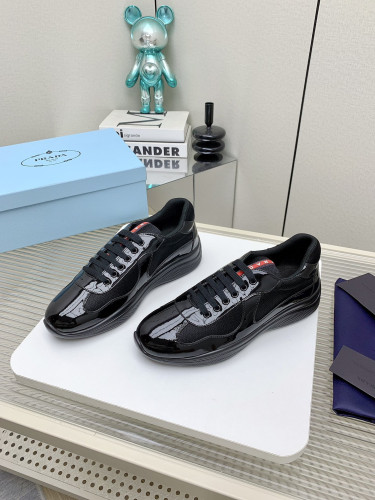 PRADA  Plume  America's Cup 4E3494_6GW_F0002