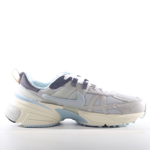 Nike V2K Run Light Bone Metallic Platinum (Women's) FZ3596-072