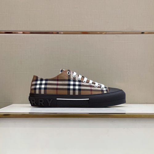 Burberry  Vintage  80568281