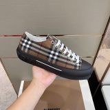 Burberry  Vintage  80568281