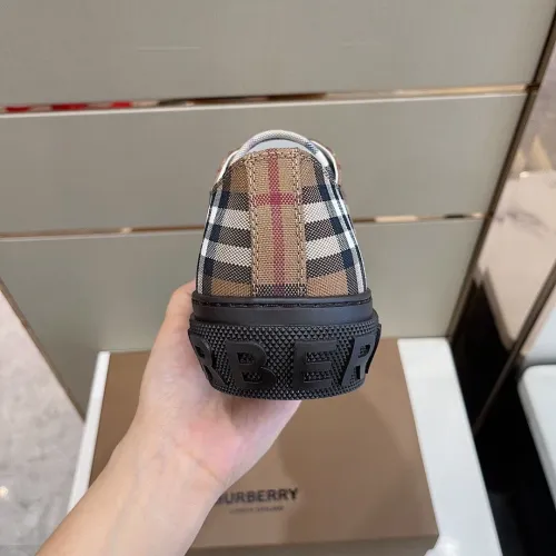 Burberry  Vintage  80568281