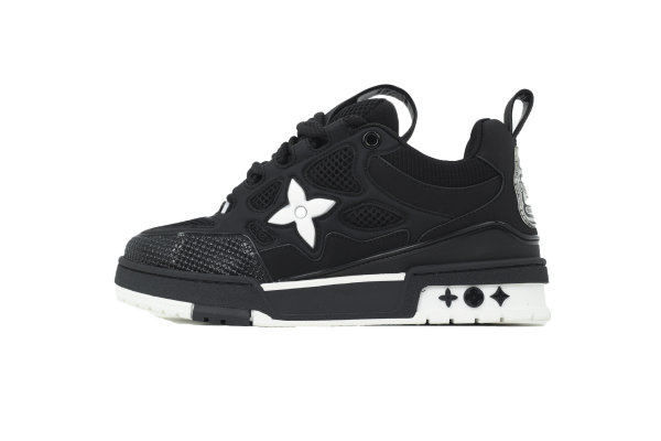 LOUIS VUITTON Black 1AARR2